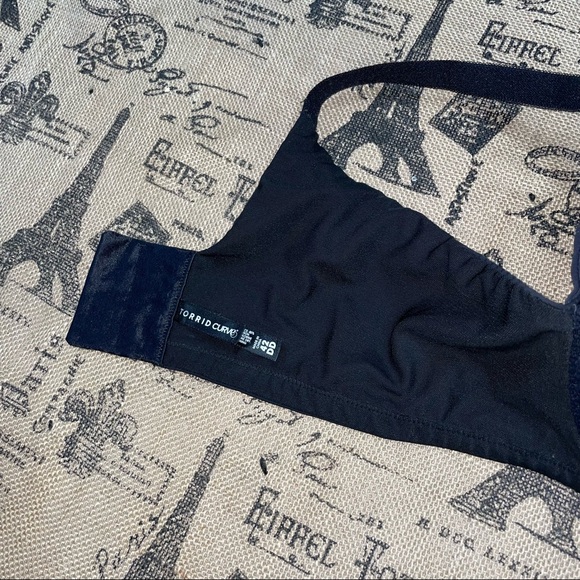 Torrid Curve Black 360 Back Smoothing Push-Up T-Shirt Bra Size 42DD - Picture 7 of 11